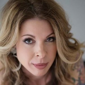 Meet your Posher, Holly